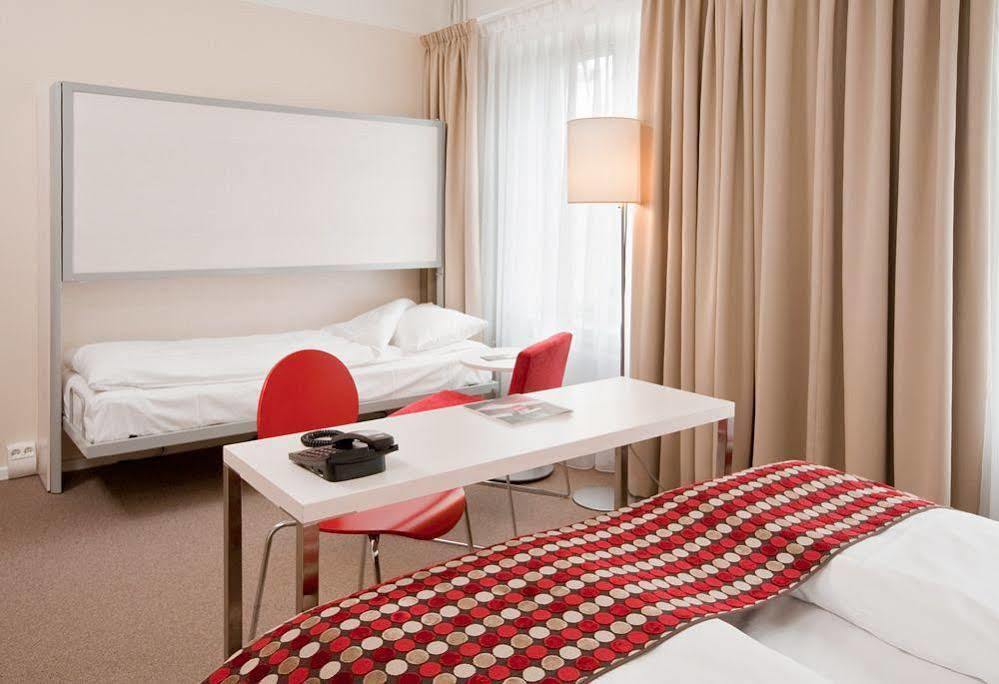 Thon Hotel Astoria Oslo Bilik gambar